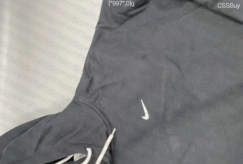 (Husky) Solo Swoosh Nikelab Hoodie 4