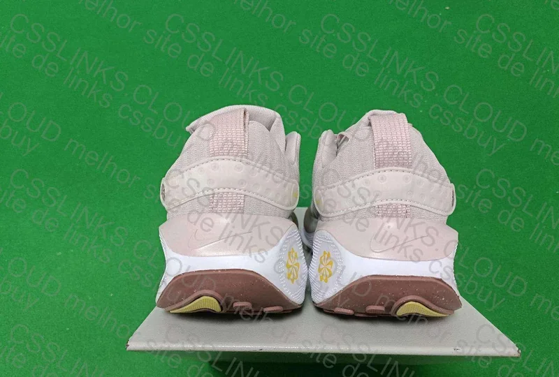 Infinity Run 4 flyknit 2