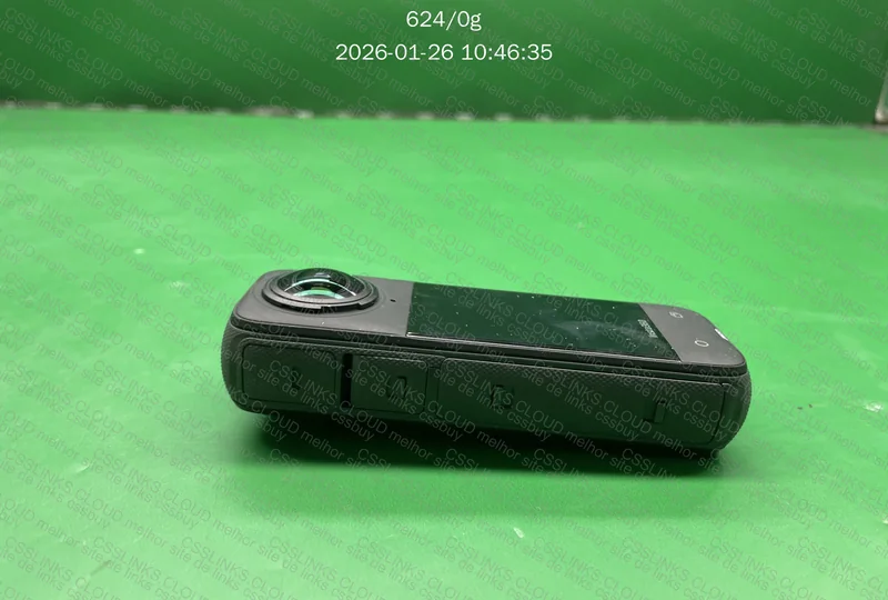 insta360 X4 3