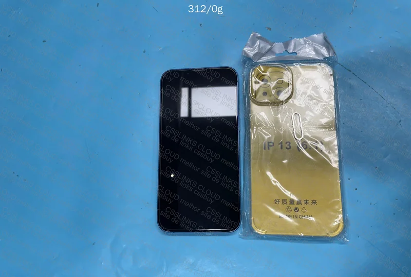 iPhone 13 128GB Unlocked with Photos On