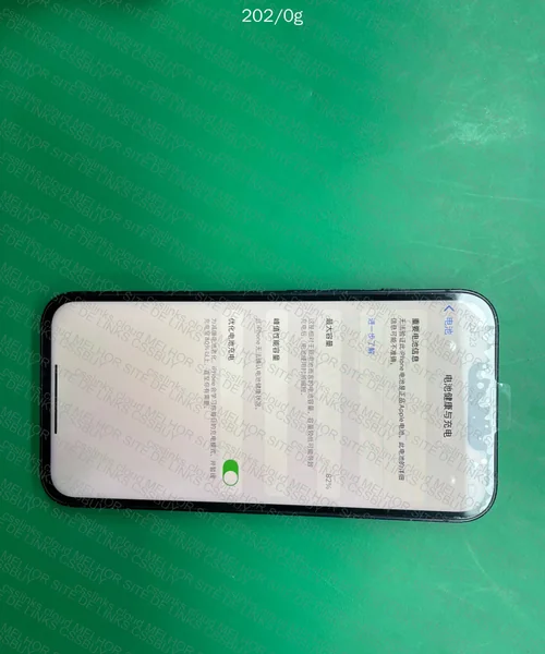 IPHONE 13 (760 YUAN) 3