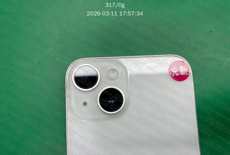 iPhone 14 128GB Desbloqueado Dual SIM (alguém mim ajudar fazer uma declaração primeira vez. 2