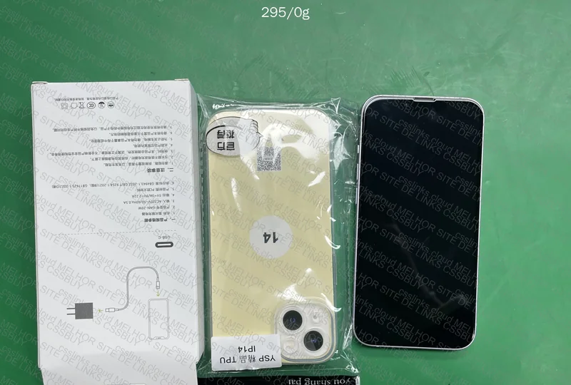iPhone 14 128GB Purple