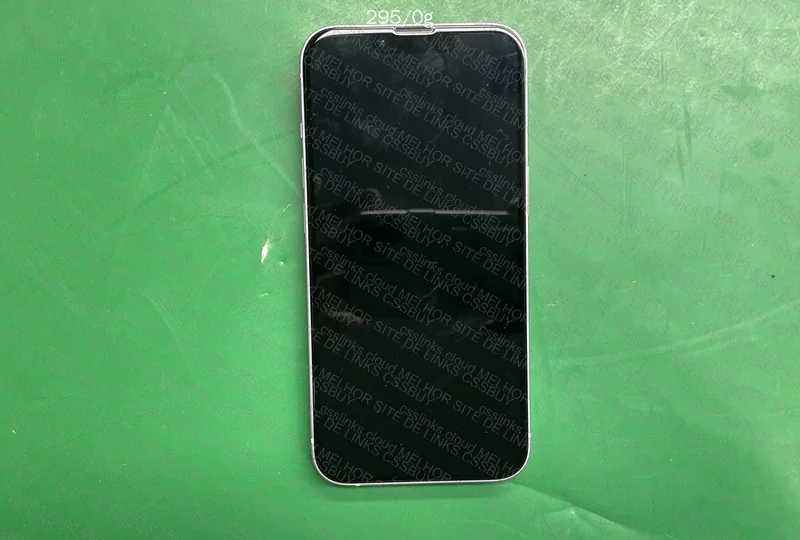 iPhone 14 128GB Purple 3