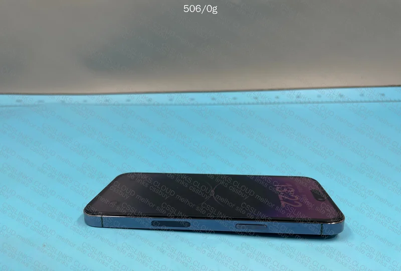 iPhone 14 Pro (or Pro Max?) 7