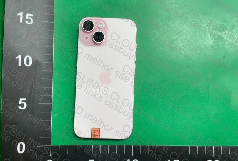 iPhone 15 for Girls 3