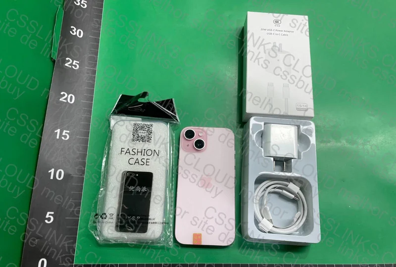 iPhone 15 for Girls 4
