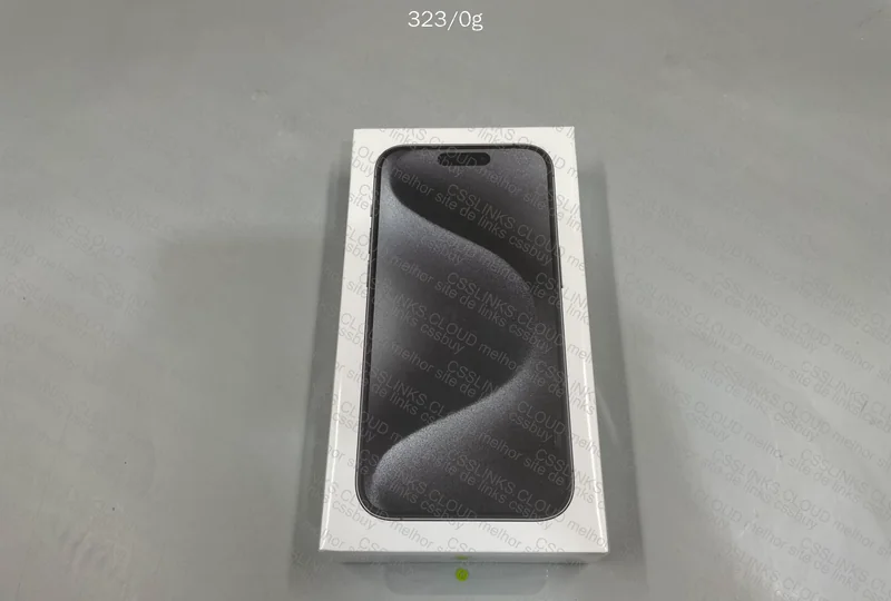 iPhone 15 Pro 4