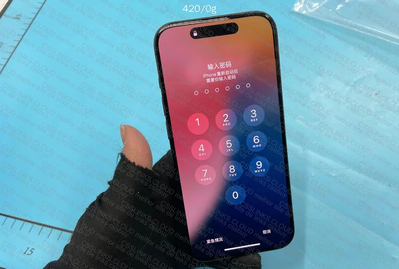 iPhone 15 Pro 128GB Unlocked 2