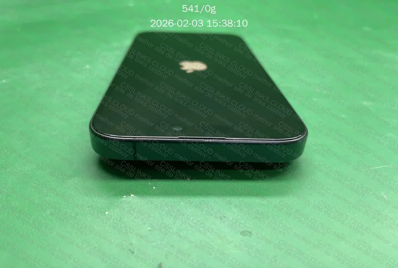 iPhone 15 pro 3