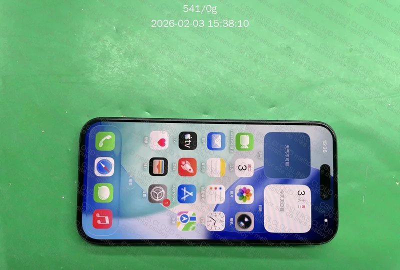 iPhone 15 pro 6