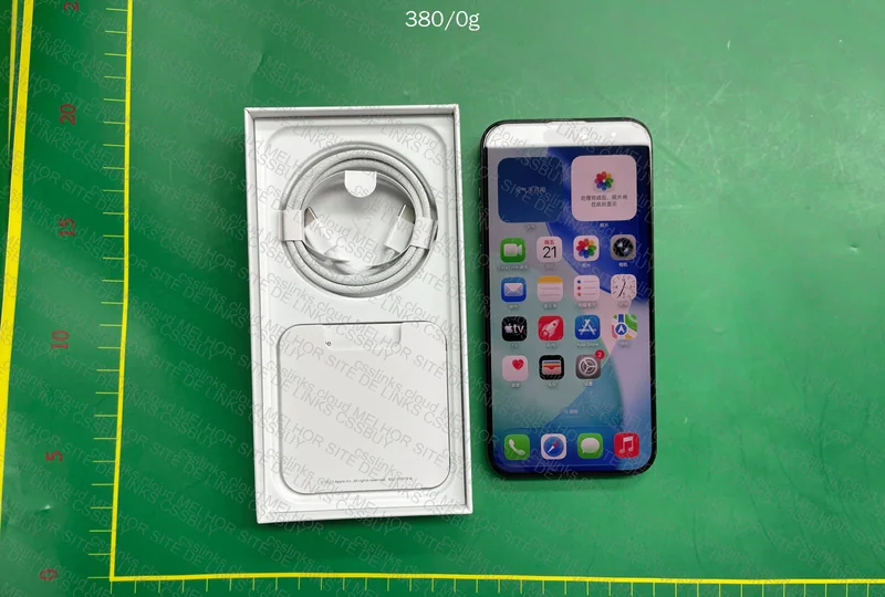 iPhone 15 Pro Max 2
