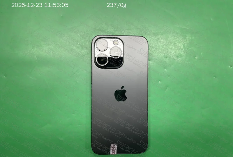 iPhone 15 Pro Max 5