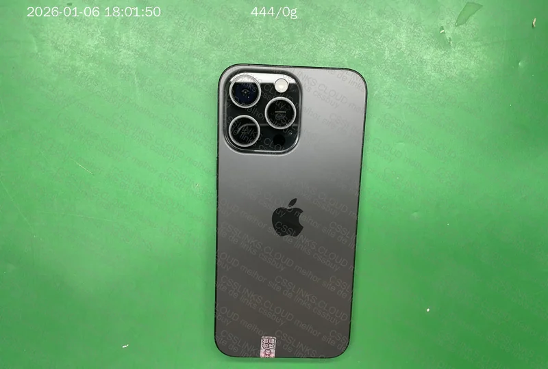 iPhone 15 Pro Max 2