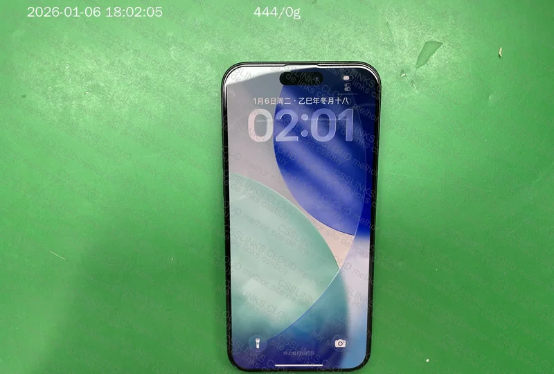 iPhone 15 Pro Max 3