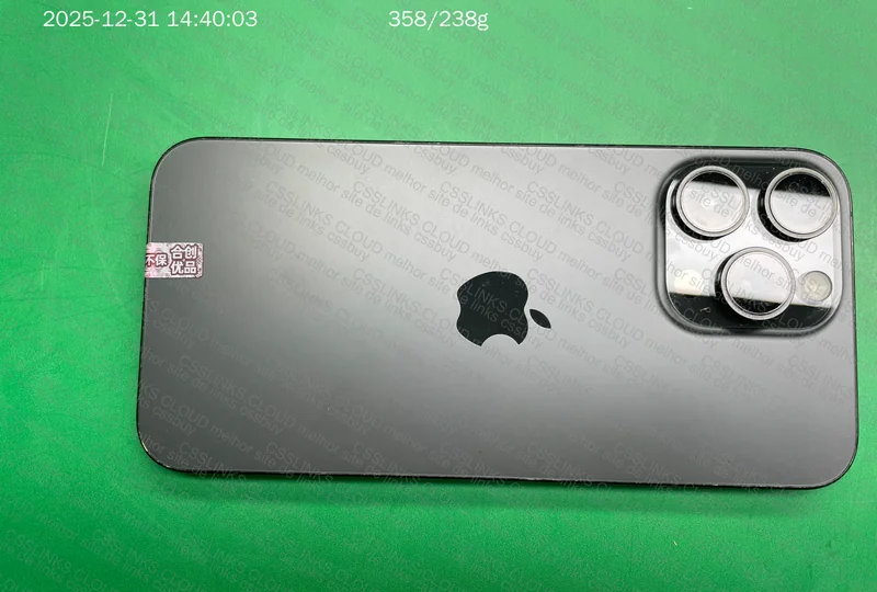 iPhone 15 Pro Max 256 GB 3