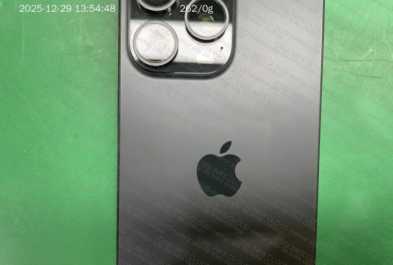 iPhone 15 Pro Max 256GB 4
