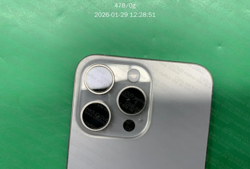 iPhone 15 pro Max - 256GB 4