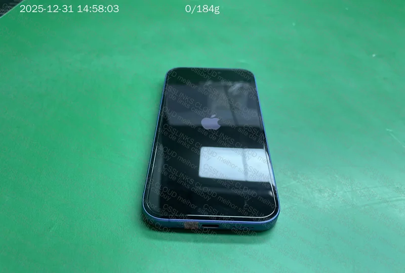 iPhone 16 128GB Blue 2