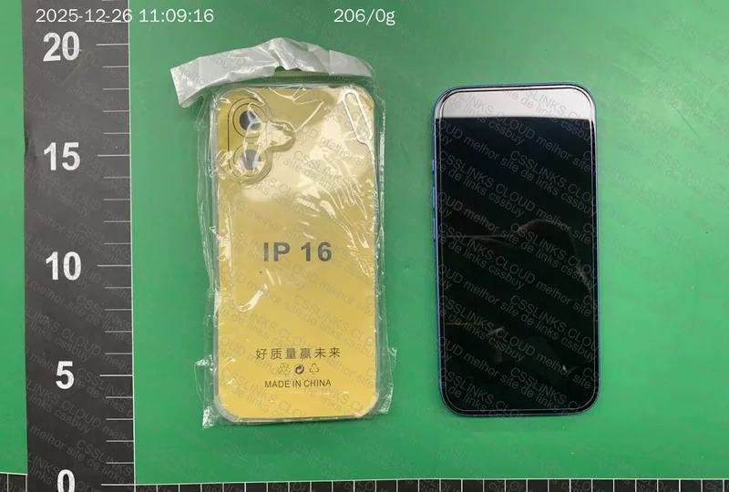 iPhone 16 Ultramarine Blue 2