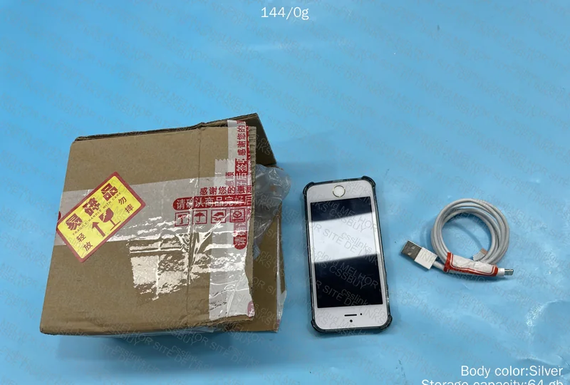 iPhone 5s Silver (64GB)