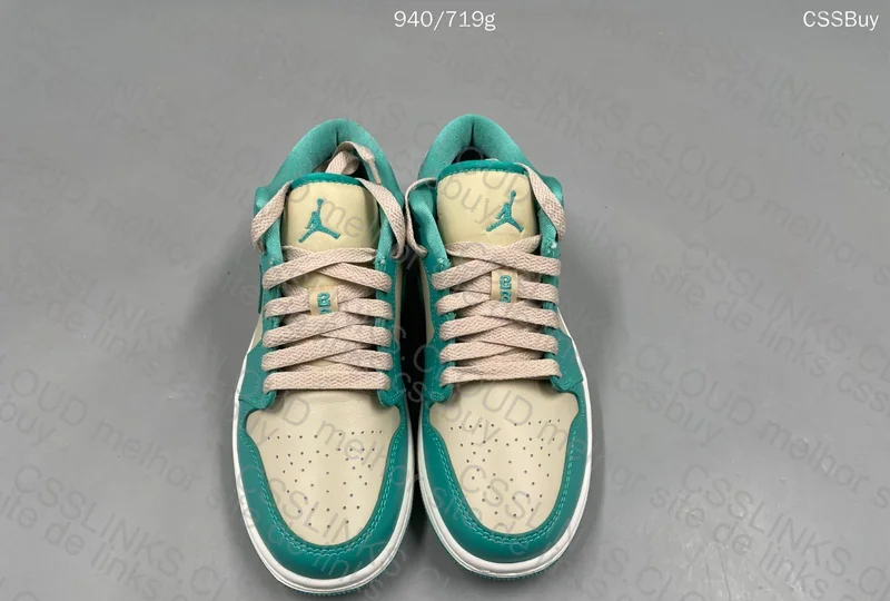 ir Jordan 1 Low Tropical Teal Sandy Beige