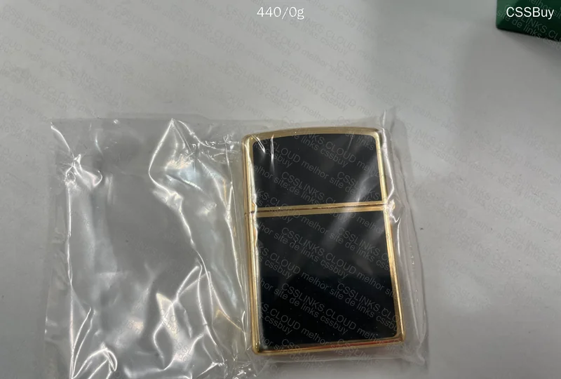 Isqueiro Zippo 2