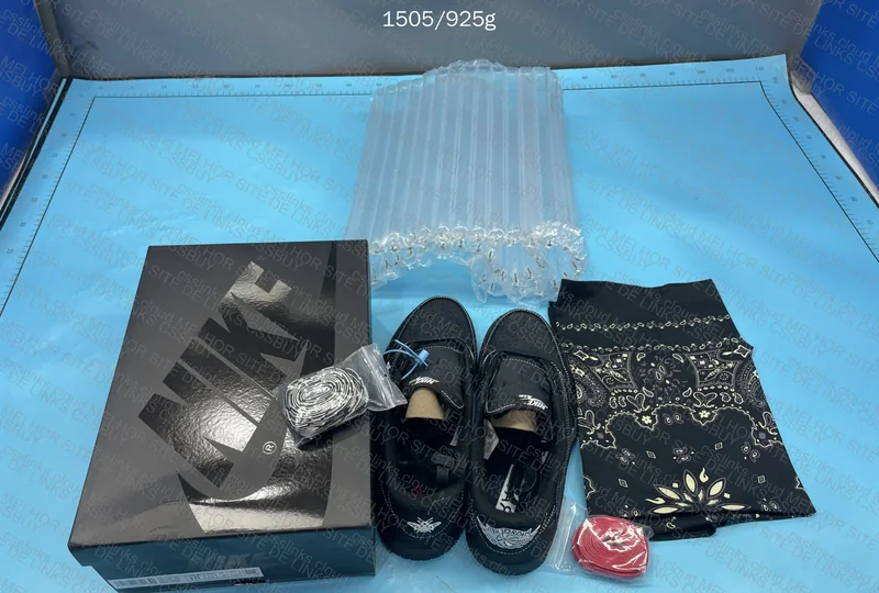 J1 black phantom