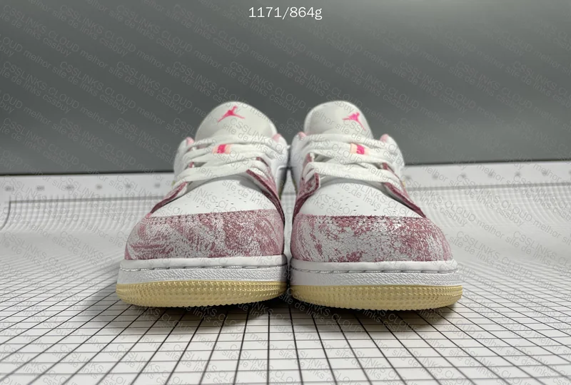 J1 Low Pink for Bravery