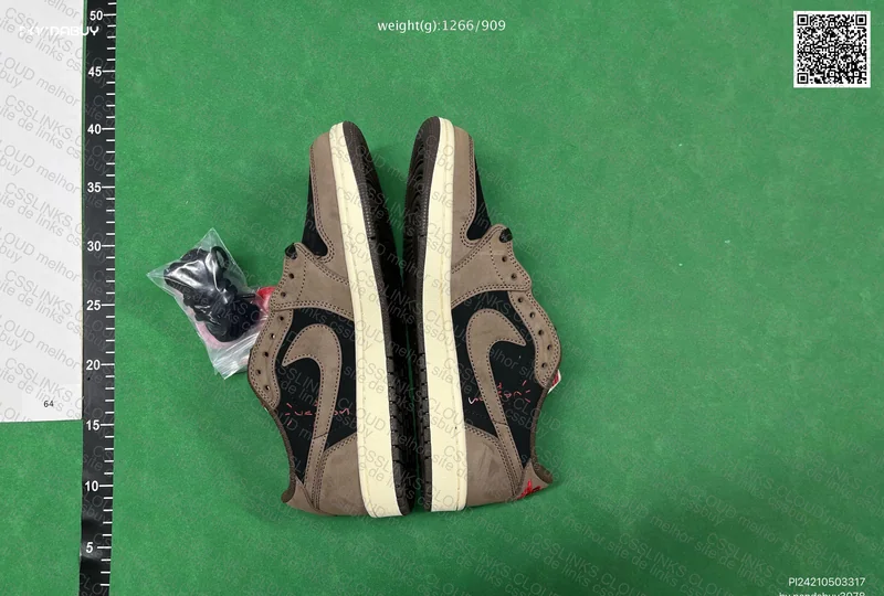 J1 low Travis