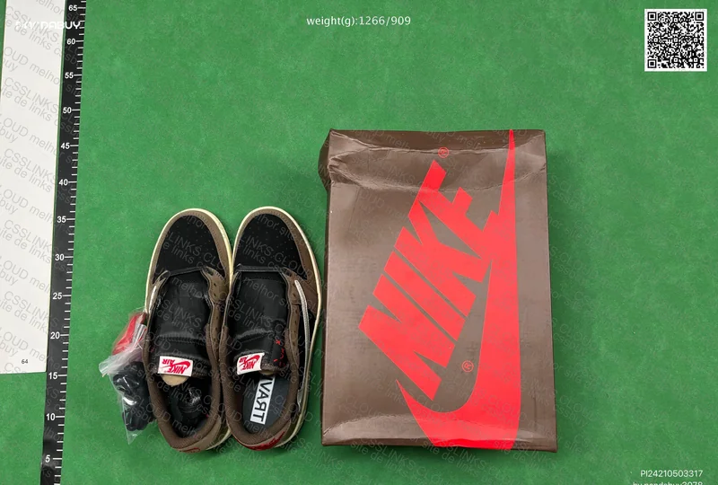 J1 low Travis 3