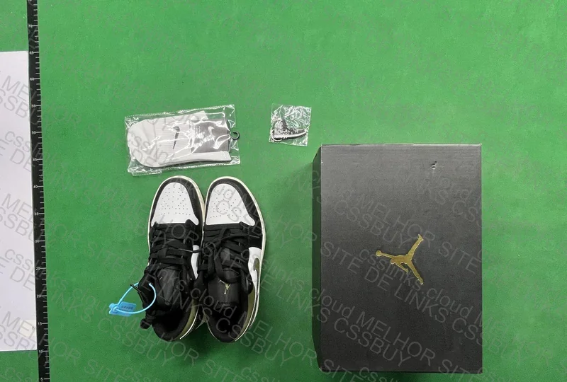 J1 Low Green