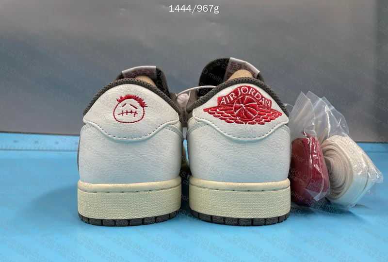 J1 travis scott reverse mocha