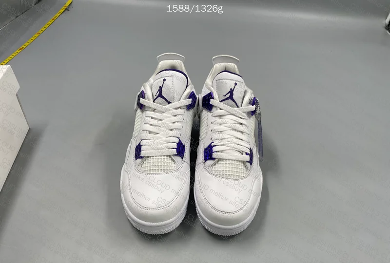 J4 Metalic Purple from Sir 3