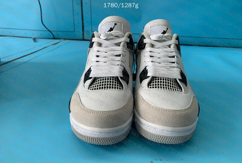 J4 Military Black 3