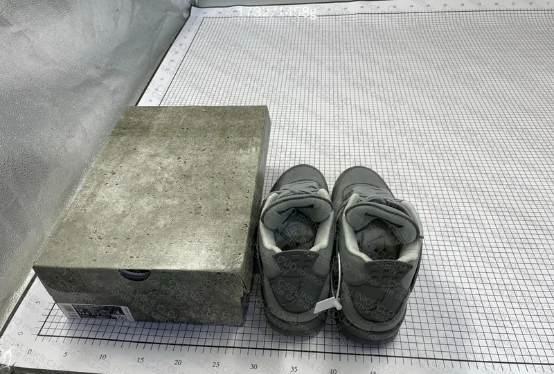 J4 Paris Wet Cement from OVO 6