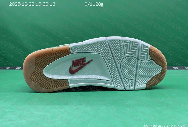 J4 Pine Green 2