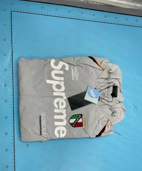 jacket supreme X umbro 2