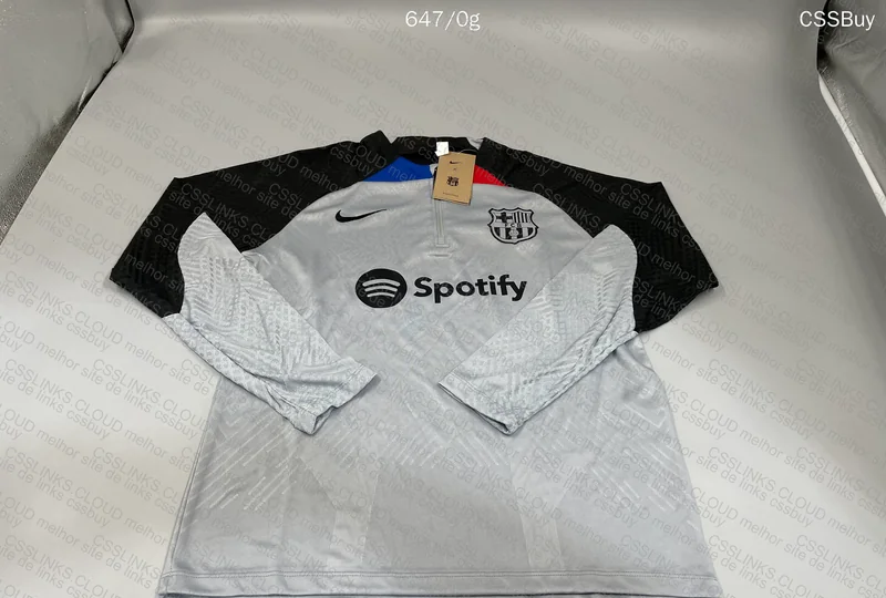 Barcelona Jacket 3