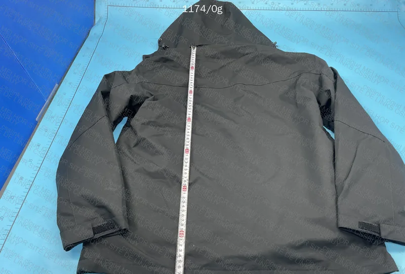 Columbia 3-in-1 Jacket - Specific Photos + Measurements 4
