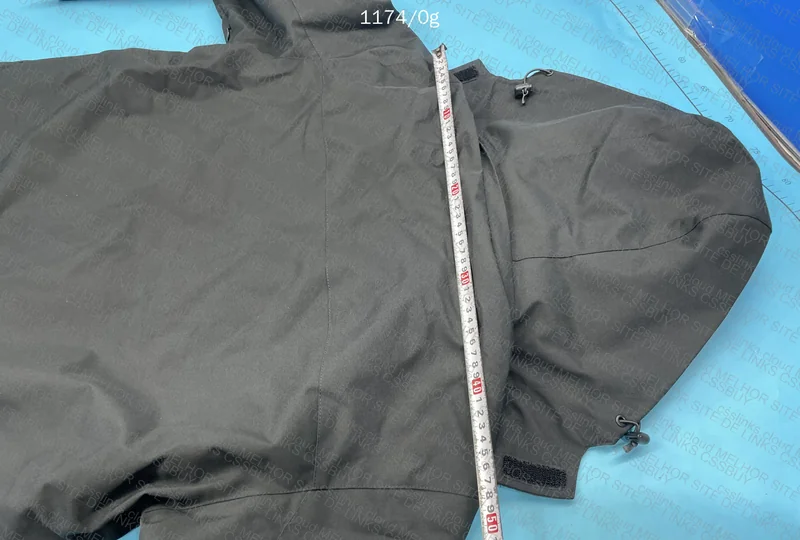 Columbia 3-in-1 Jacket - Specific Photos + Measurements 7