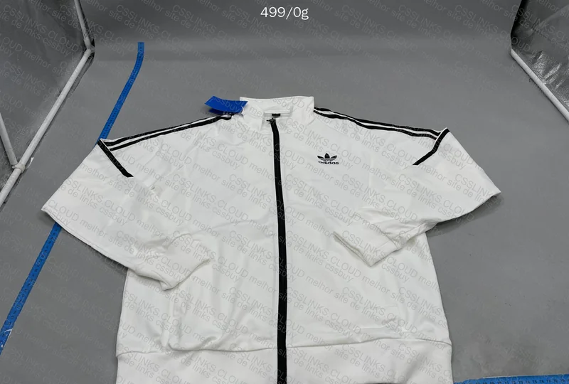 Adidas Jacket - 58¥
