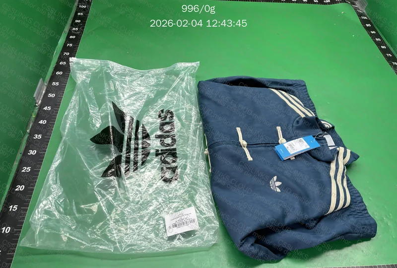 Jaqueta adidas ano novo chines