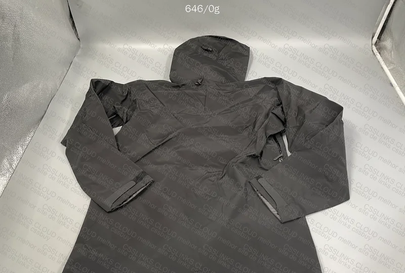 Arc'teryx Alpha SV Jacket