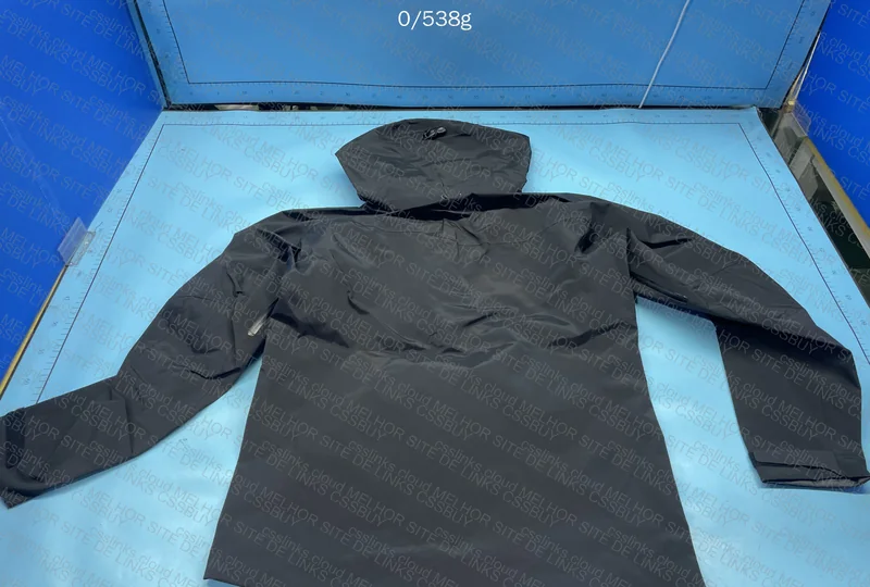 Arc'teryx Alpha SV Jacket 5