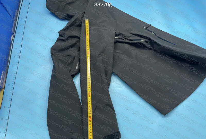 Arc'teryx Jacket with Measurements 9