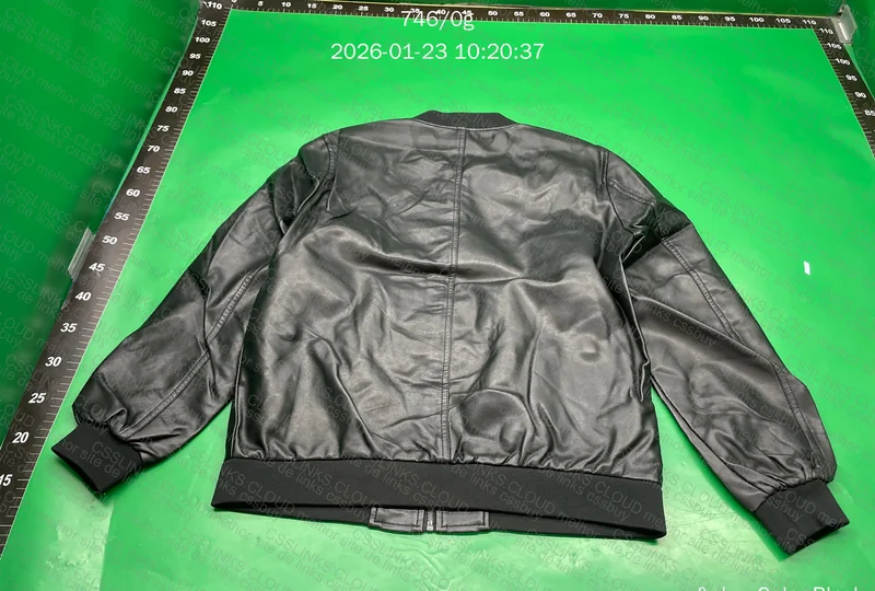 Jaqueta Bomber de Poliuretano