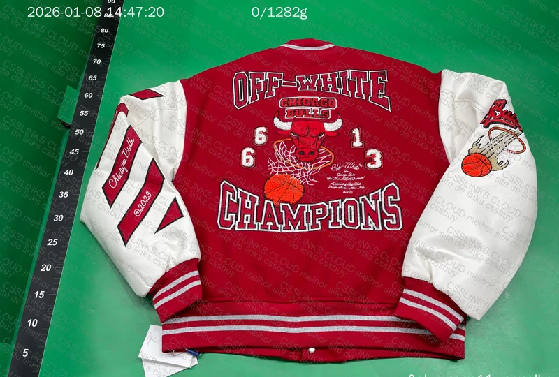 Jaqueta Bulls 3