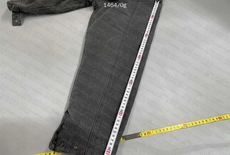 Carhartt Jacket (with measurements) 10