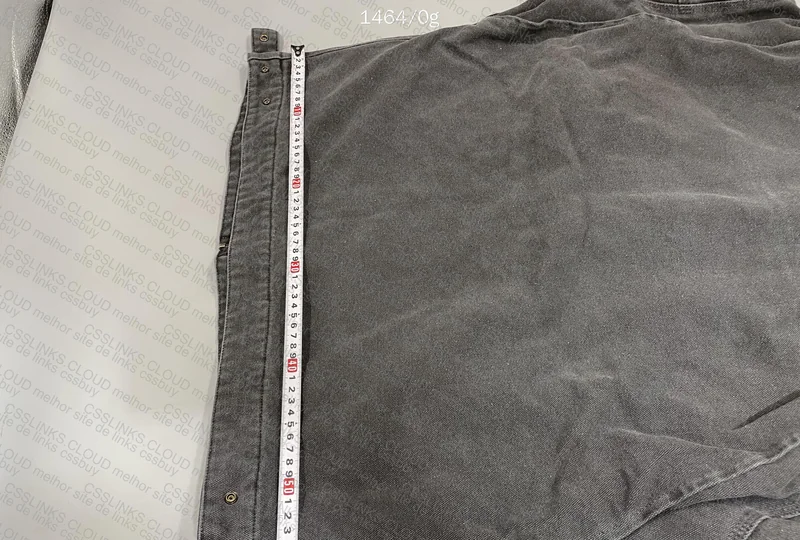 Carhartt Jacket (with measurements) 7